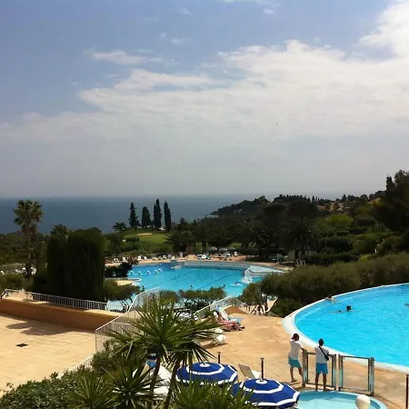 Allee Du Golf Apartamento *